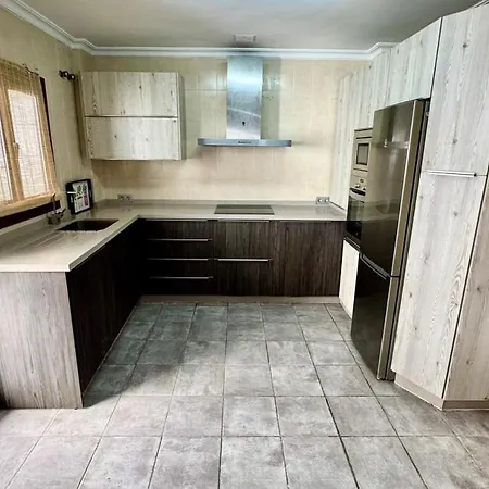 Sin Coche Tren Playa Relax Todo A Mano 公寓 丰希罗拉