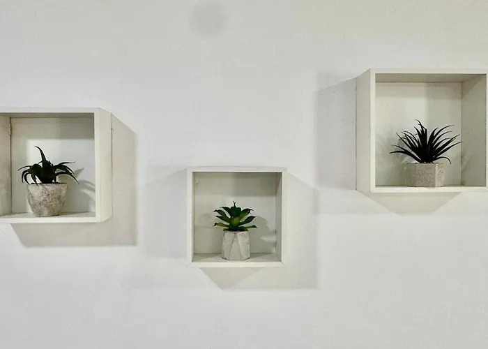 Sin Coche Tren Playa Relax Todo A Mano * Фуэнхирола